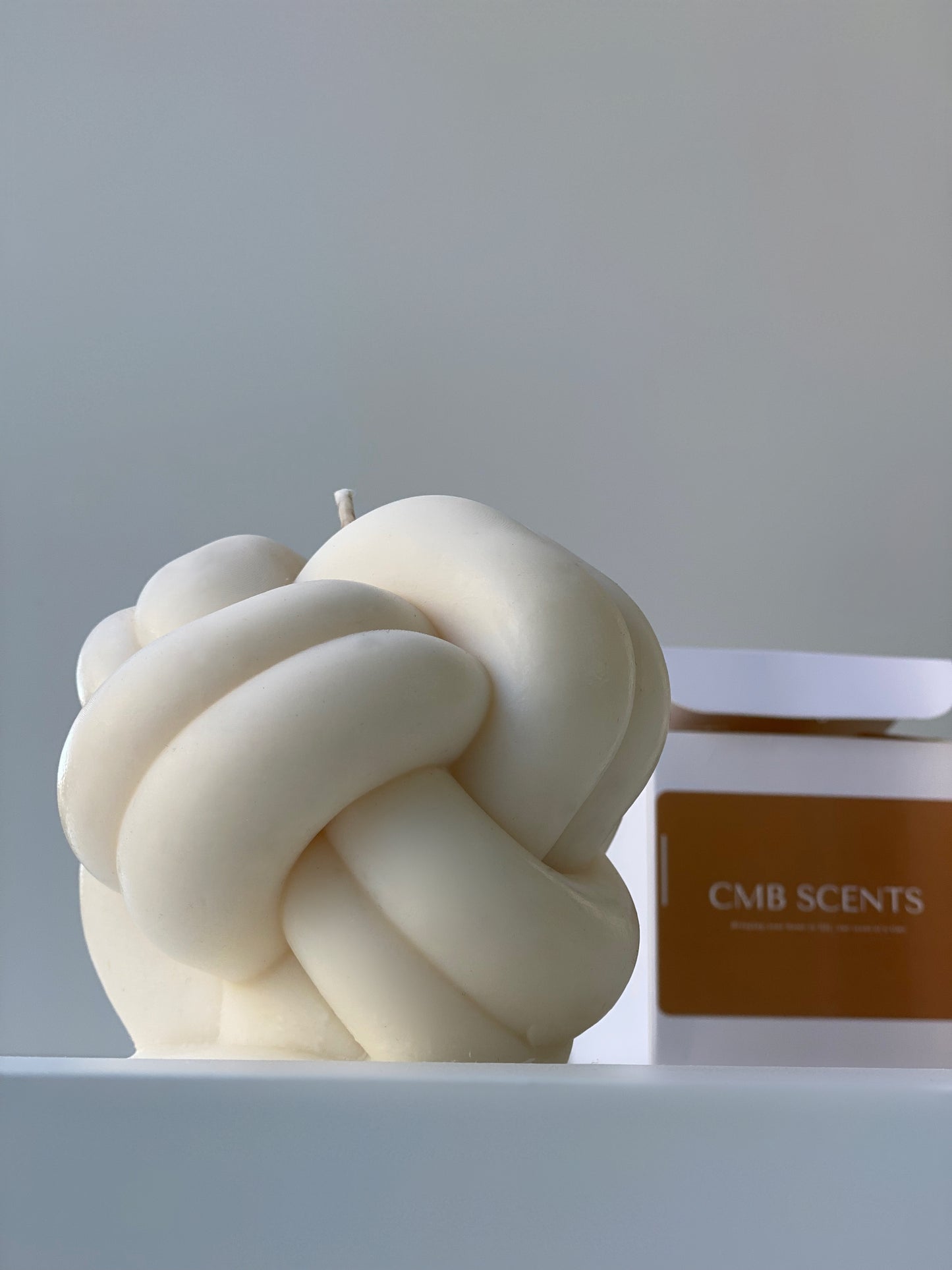 The Knotty Candle