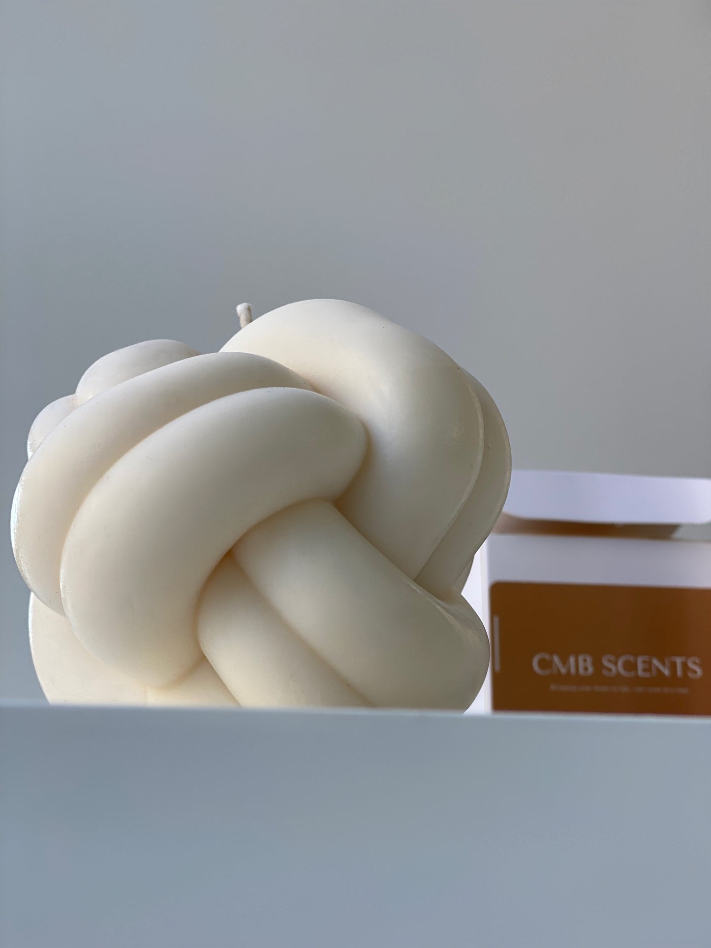 The Knotty Candle