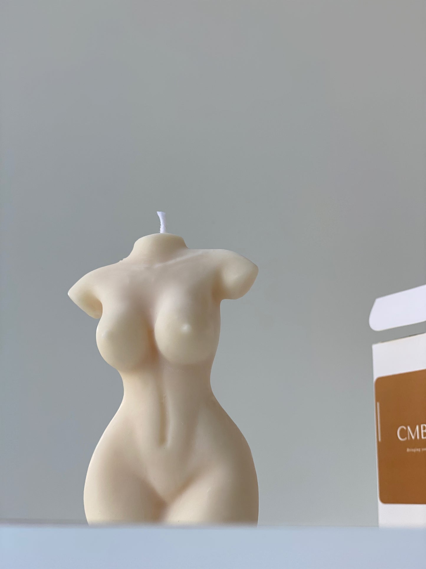 Hourglass Sculpted Body Candle