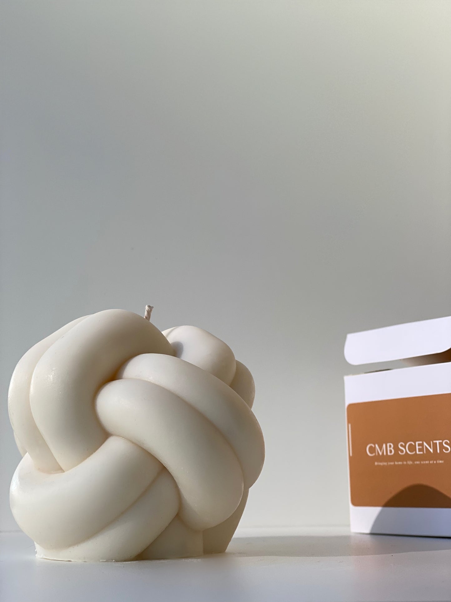 The Knotty Candle