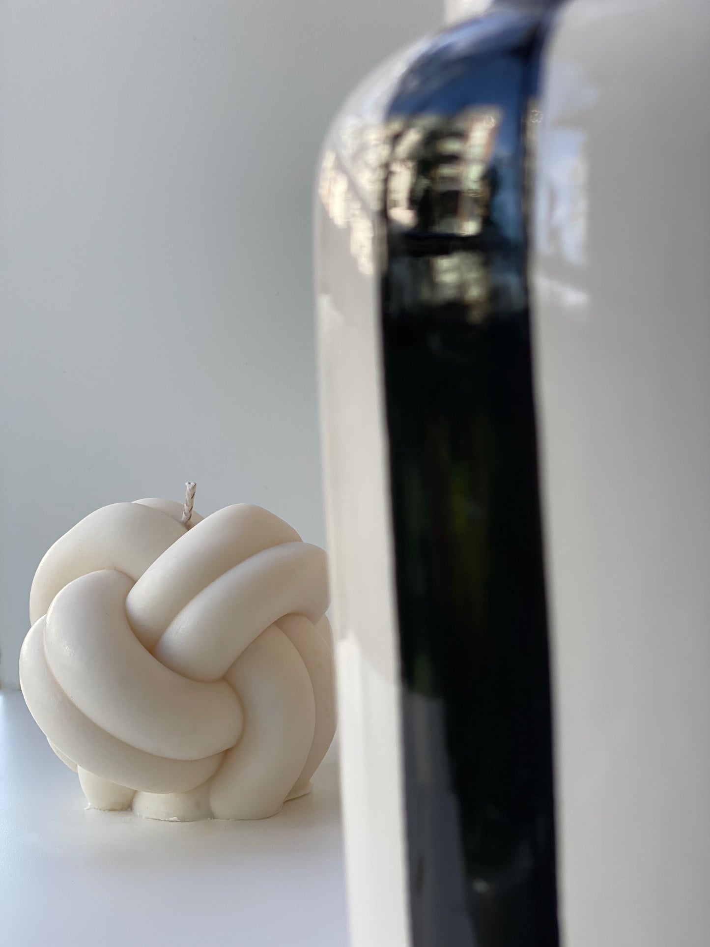 The Knotty Candle