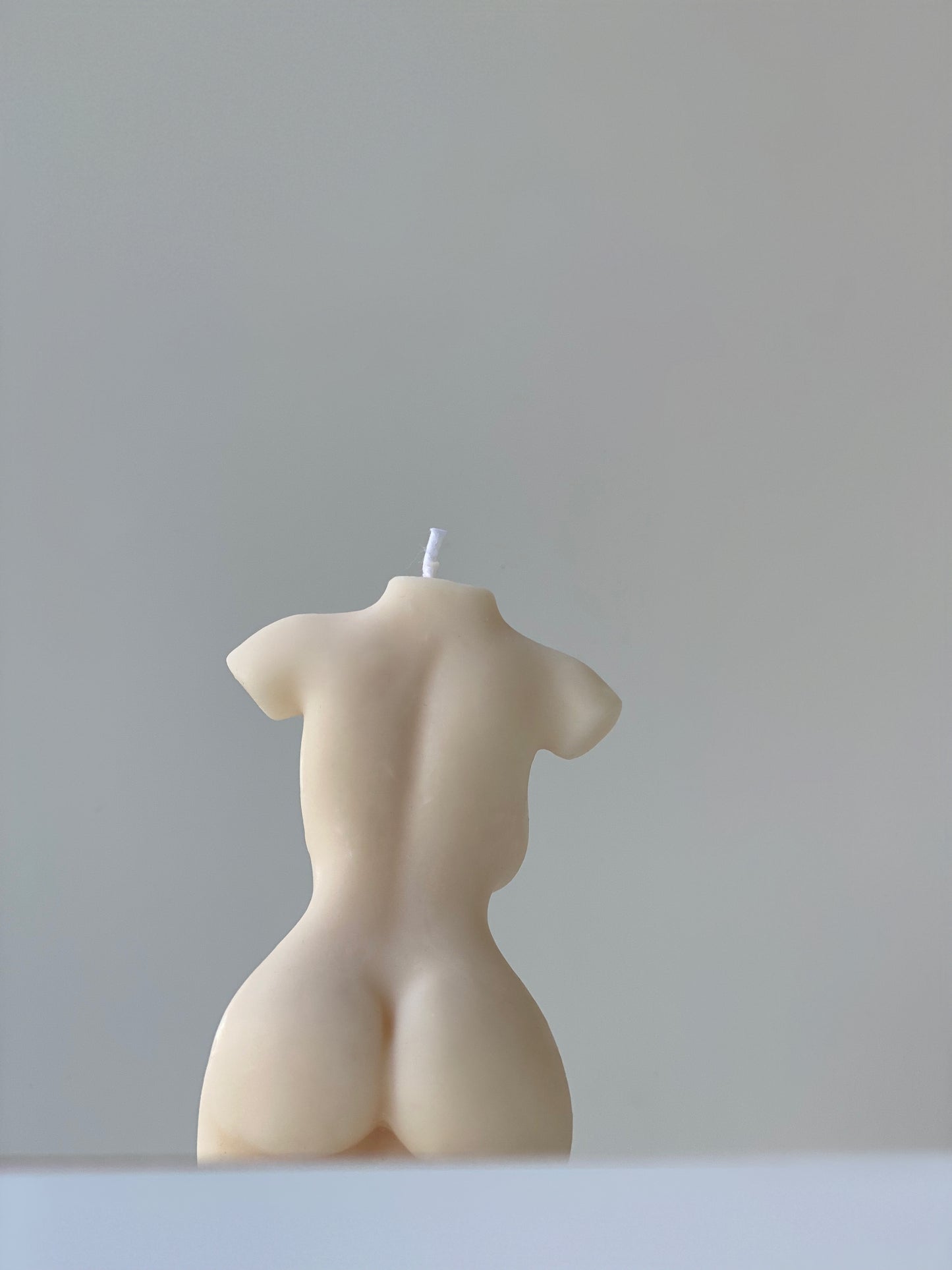 Hourglass Sculpted Body Candle